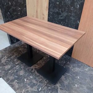 Alternative view of Table Carré Motif Rayé Naturel (120X70 CM)